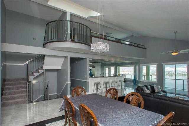 Lake And Bridge View Vacation Home West Kelowna Exterior photo